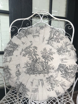 St Ives Cushion Luxurious Round Toile Linen Large